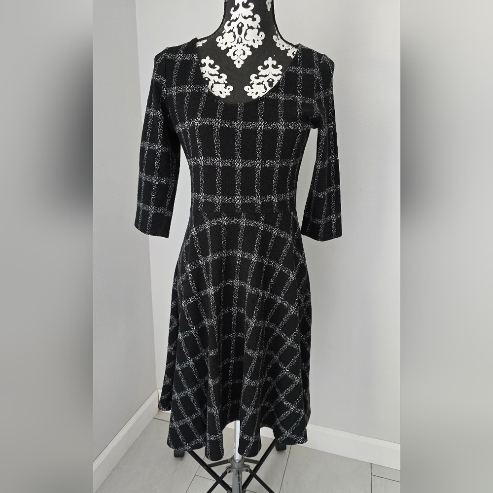 Leota casual dress size M